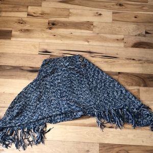 Very cozy blue & oatmeal Shawl